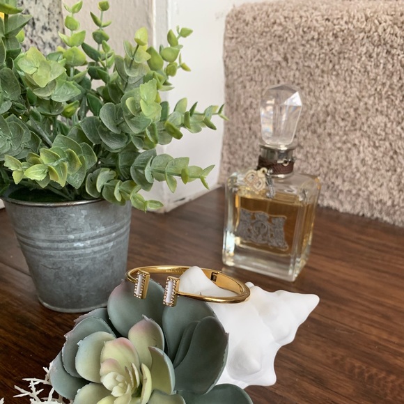 White & Gold Kate Spade enamel adventure bracelet - Picture 2 of 8